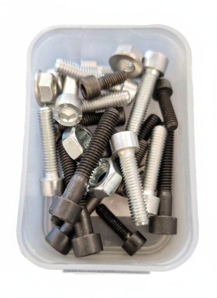 Serie Viti e Dadi Minimoto Motore Aria Polini 143.305.001 - Ricambi Minimoto