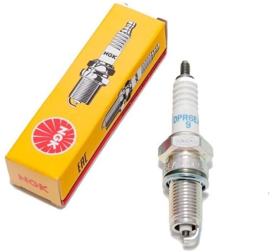 NGK Candela DP9EA-9 – Candela Di Accensione Per Moto Gilera, KTM, Suzuki