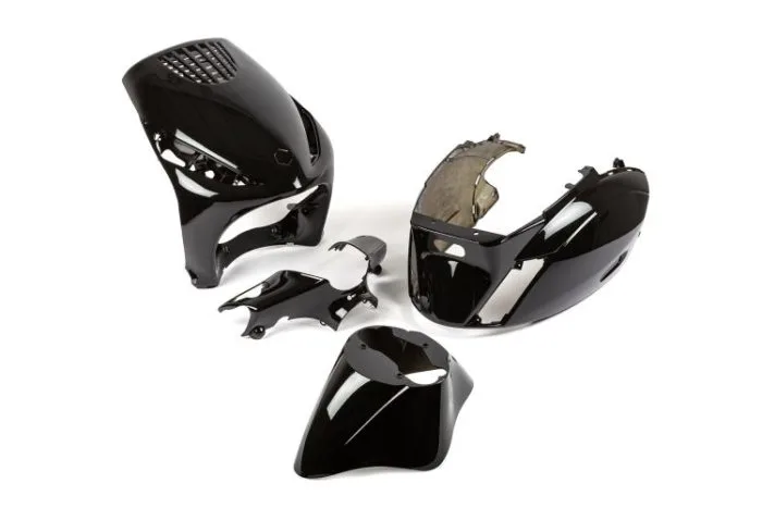 Kit Carene Piaggio Zip dopo il 2000 4 Pezzi Colore Nero - Ricambi e Accessori Scooter
